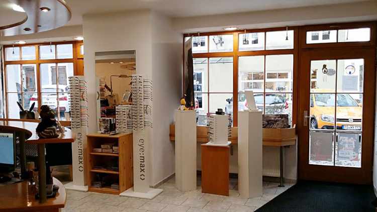 <p></p><div><div>Schaufenster</div></div><br><p></p>